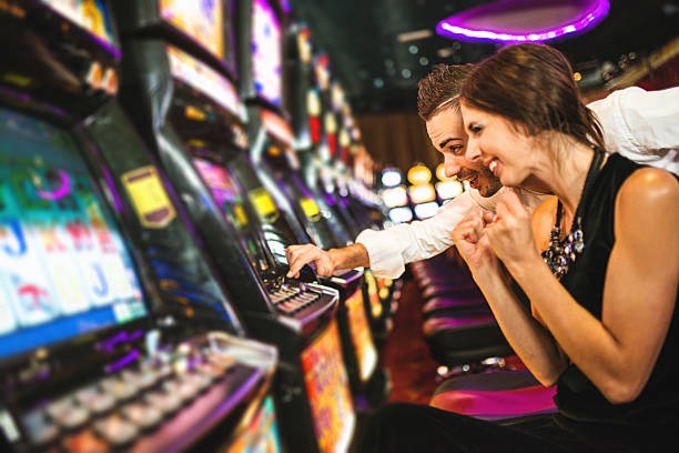 Panel dashboard petanitogel77 menampilkan permainan sepak bola dan slot